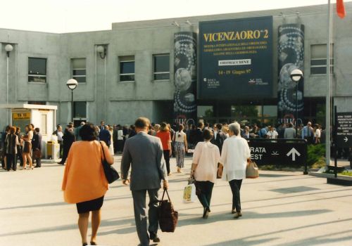 1997 Vicenzaoro Esterni
